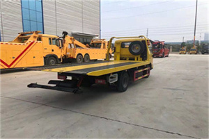 新浦非事故拖车