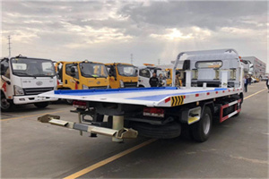 新浦汽车救援补胎