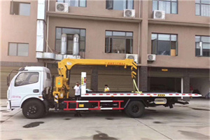 新浦附近汽车轮胎更换