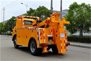 新浦高速路拖车费